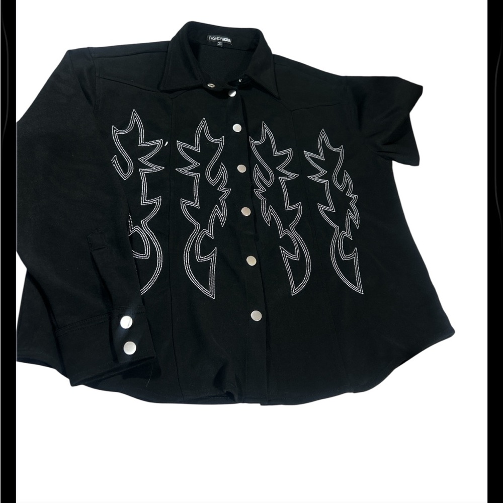 Statement Western‎ Embroidered Button-Down Shirt - Black & Silver - Picture 2 of 9